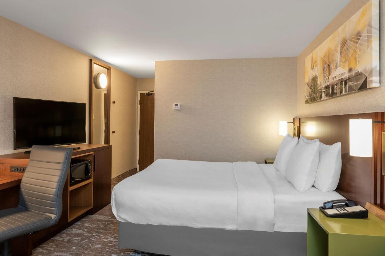 Comfort Inn Hamilton Exteriör bild