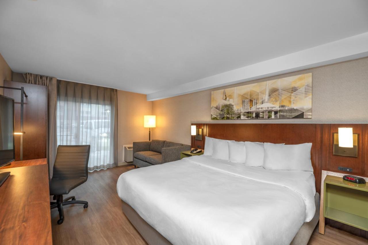 Comfort Inn Hamilton Exteriör bild