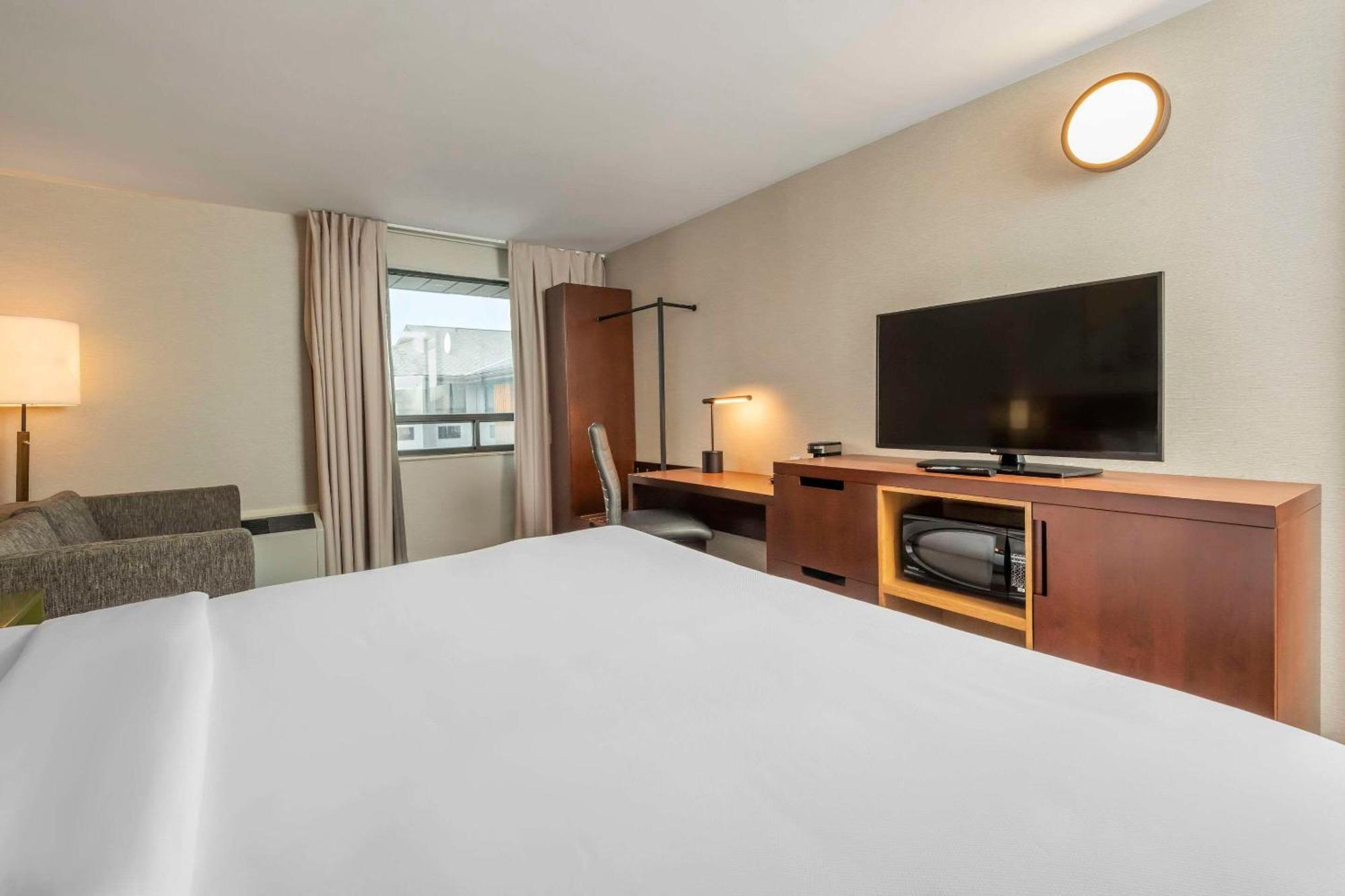 Comfort Inn Hamilton Exteriör bild