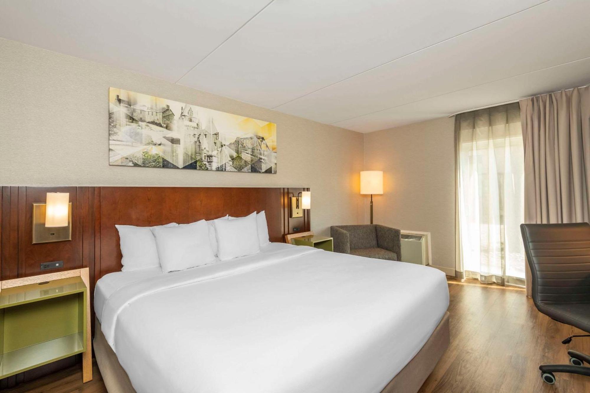 Comfort Inn Hamilton Exteriör bild